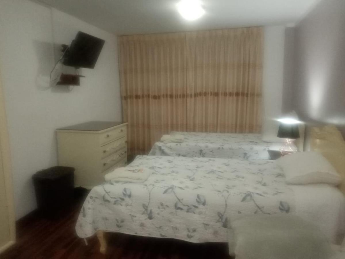 Strenua - Las Quintanas Hostel Trujillo Luaran gambar