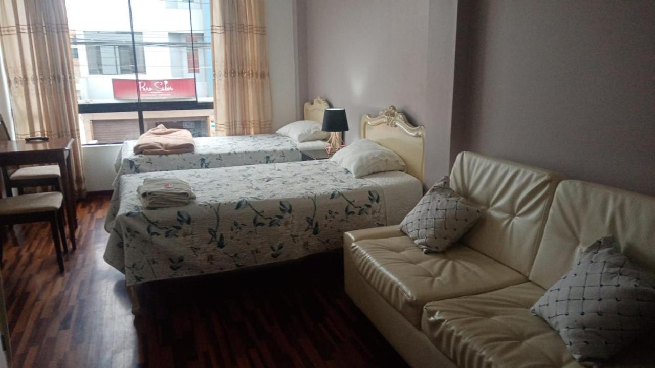 Strenua - Las Quintanas Hostel Trujillo Luaran gambar