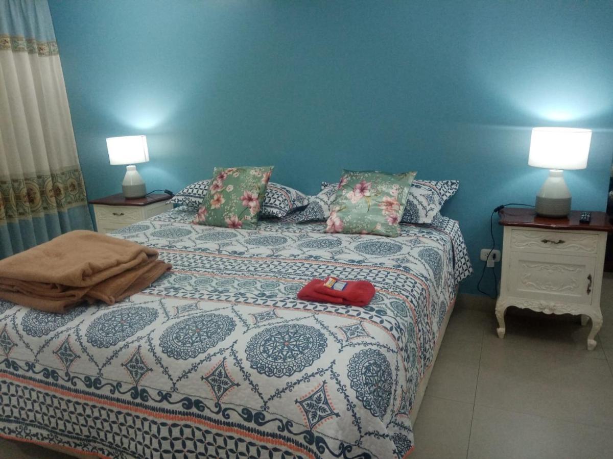 Strenua - Las Quintanas Hostel Trujillo Luaran gambar