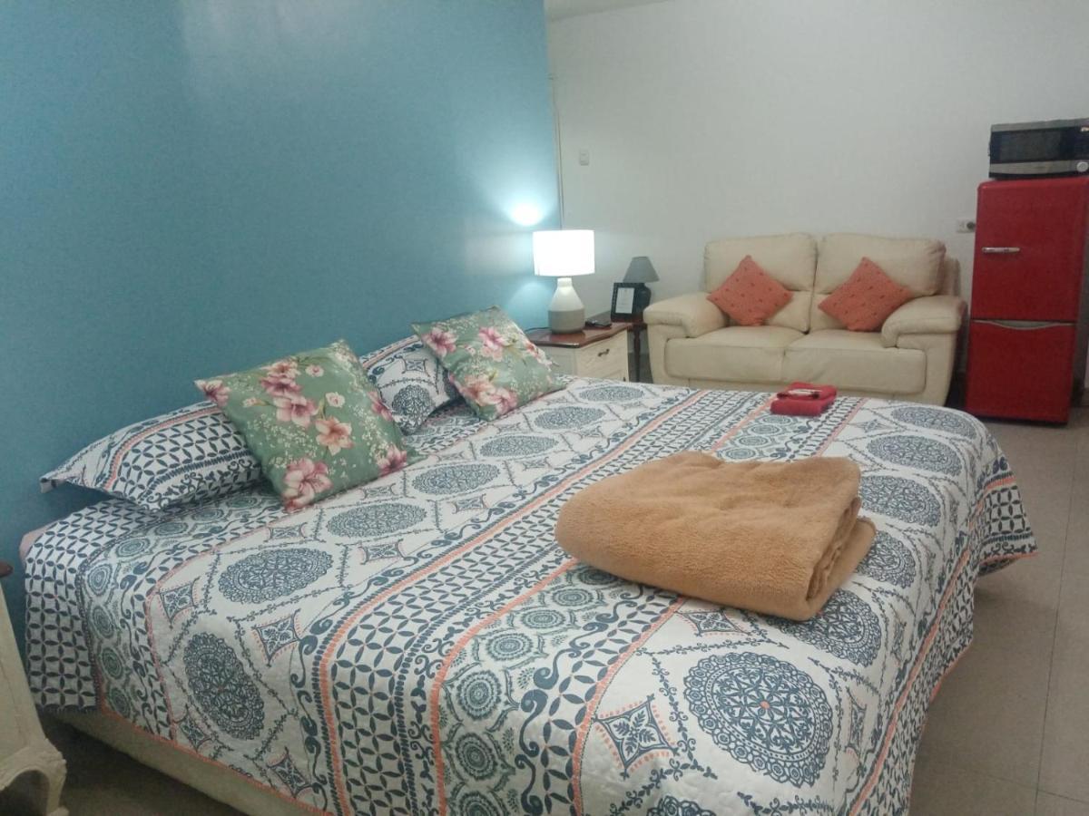 Strenua - Las Quintanas Hostel Trujillo Luaran gambar