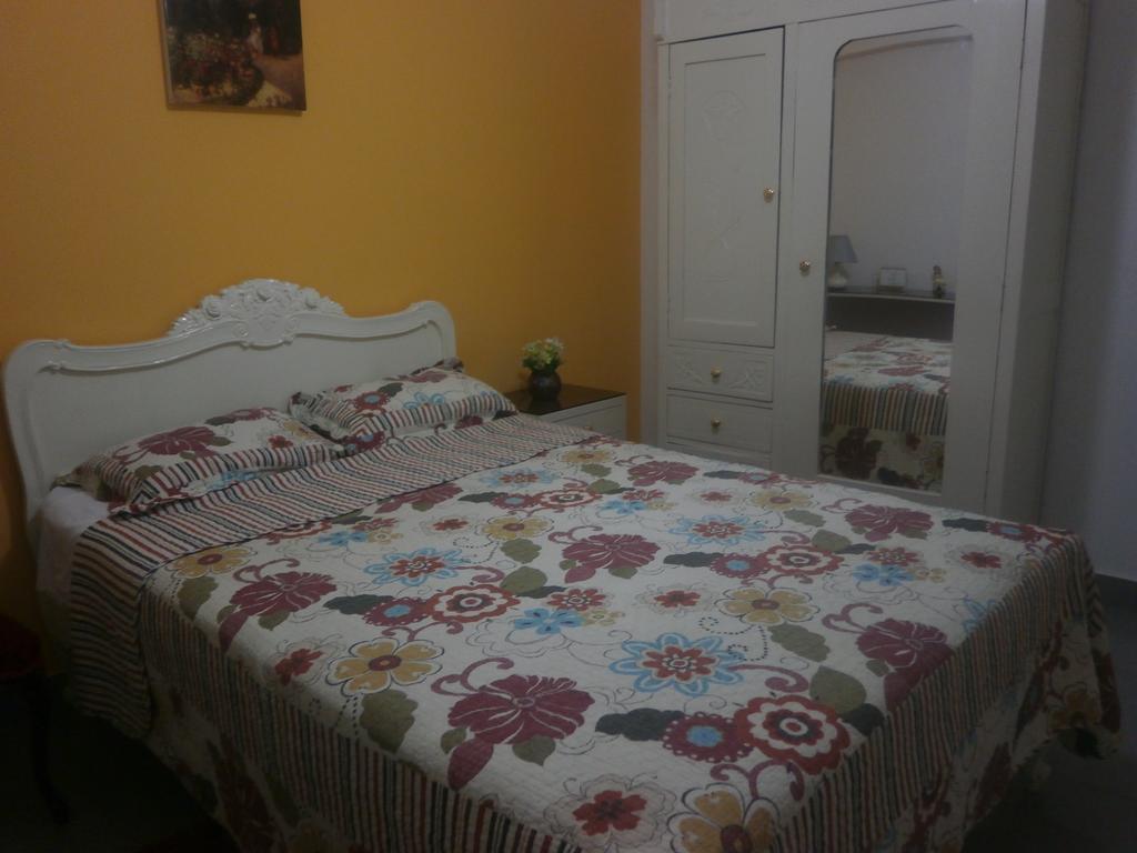 Strenua - Las Quintanas Hostel Trujillo Luaran gambar
