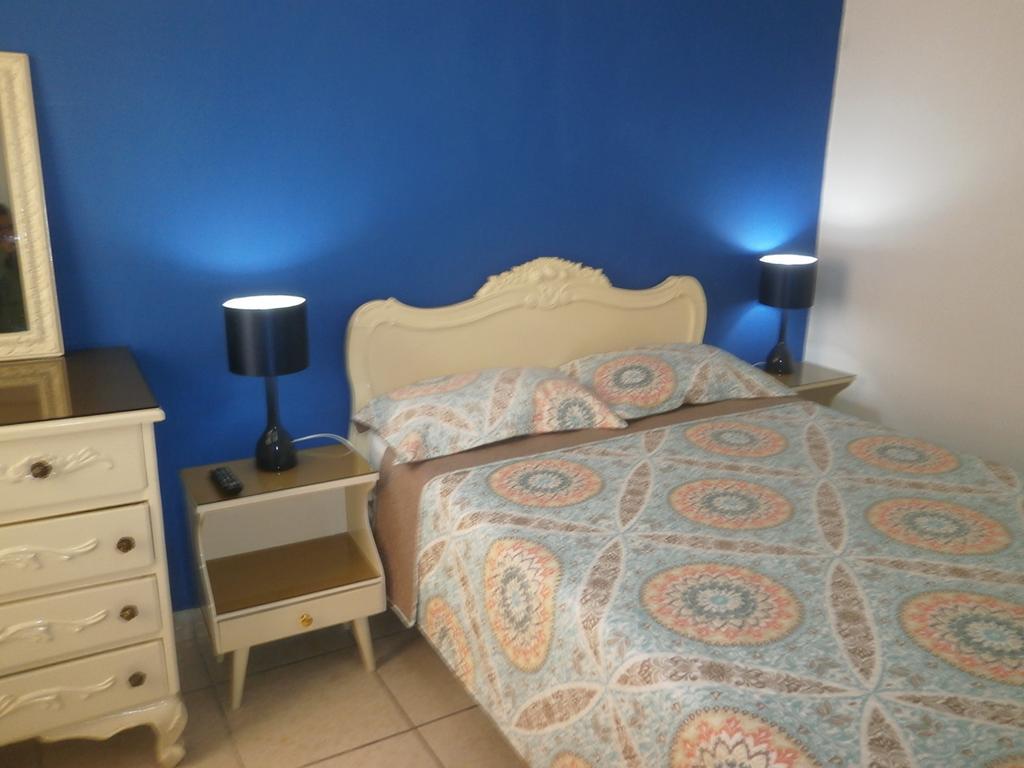 Strenua - Las Quintanas Hostel Trujillo Luaran gambar