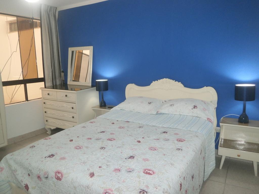 Strenua - Las Quintanas Hostel Trujillo Luaran gambar