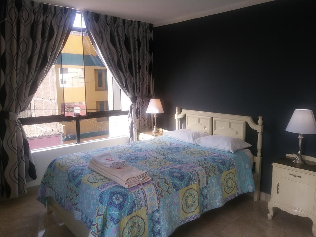 Strenua - Las Quintanas Hostel Trujillo Luaran gambar