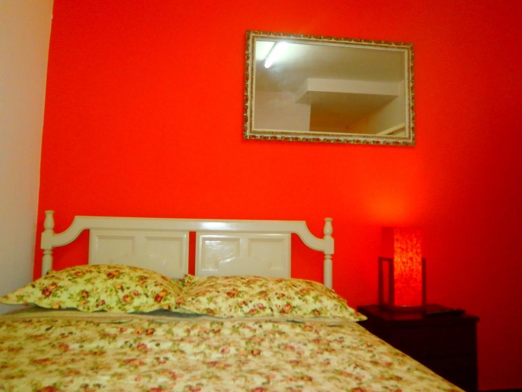 Strenua - Las Quintanas Hostel Trujillo Luaran gambar